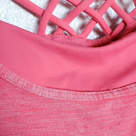 Lululemon top - Picture 3 of 5